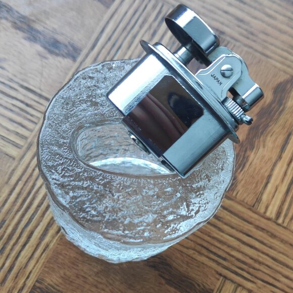 Class Ice Cube Style lighter & Matching By Martha Deco - Picture 2 of 5